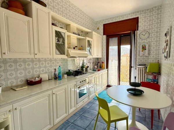 appartamento in vendita a Salerno in zona Pastena