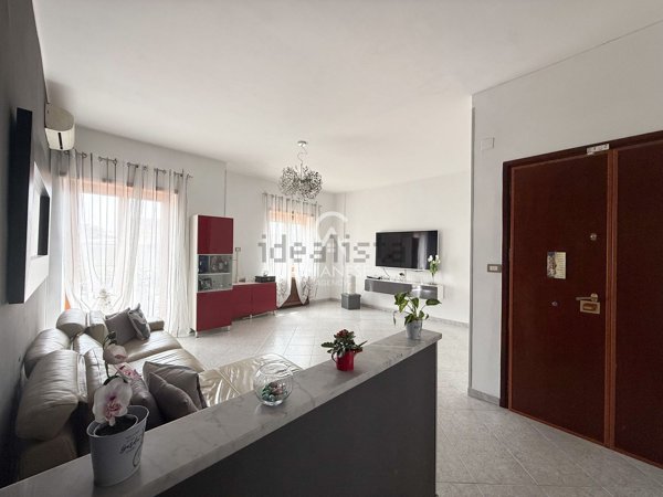appartamento in vendita a Salerno in zona Pastena