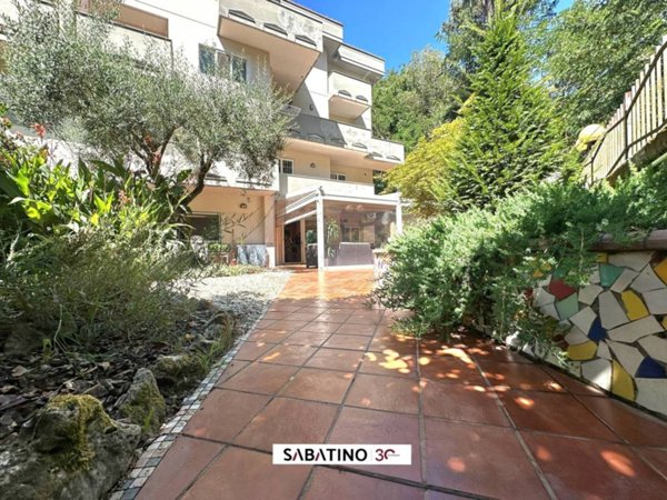 appartamento in vendita a Salerno in zona Torrione