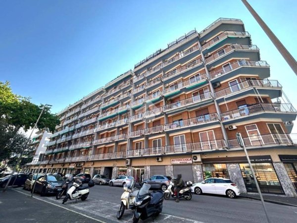 appartamento in vendita a Salerno in zona Pastena
