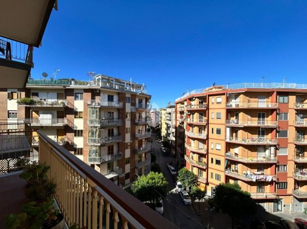 appartamento in vendita a Salerno in zona Pastena