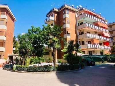 appartamento in vendita a Salerno in zona Pastena