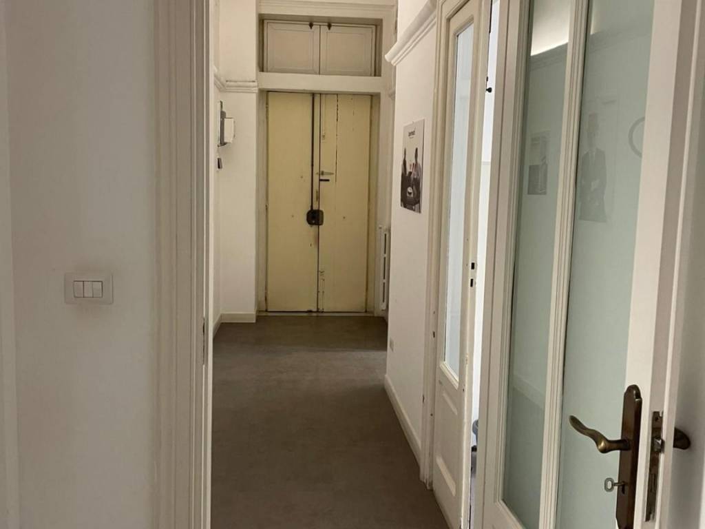 appartamento in vendita a Salerno in zona Centro Città