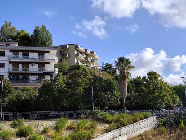 appartamento in vendita a Salerno in zona Mennolella