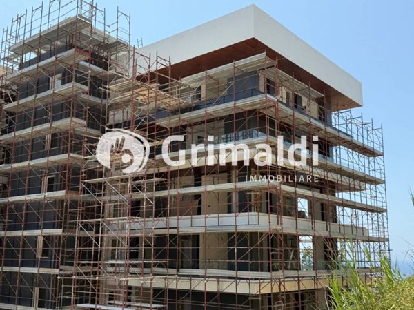 appartamento in vendita a Salerno in zona Ogliara