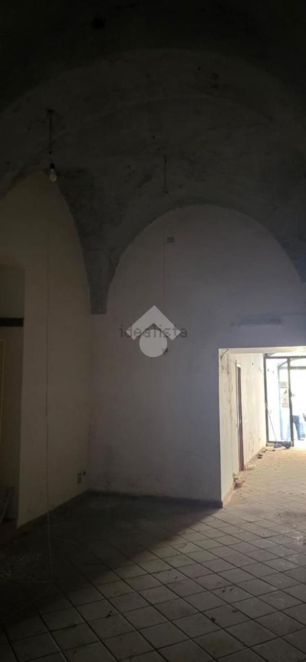 negozio in vendita a Salerno