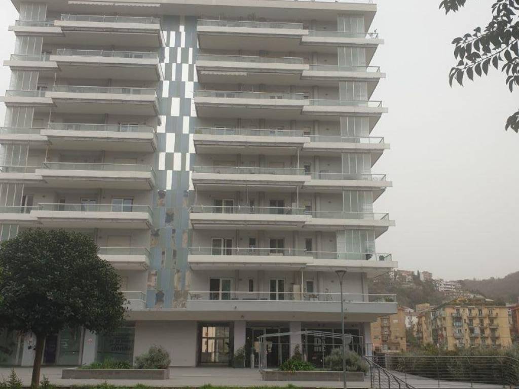 appartamento in vendita a Salerno in zona Centro Città