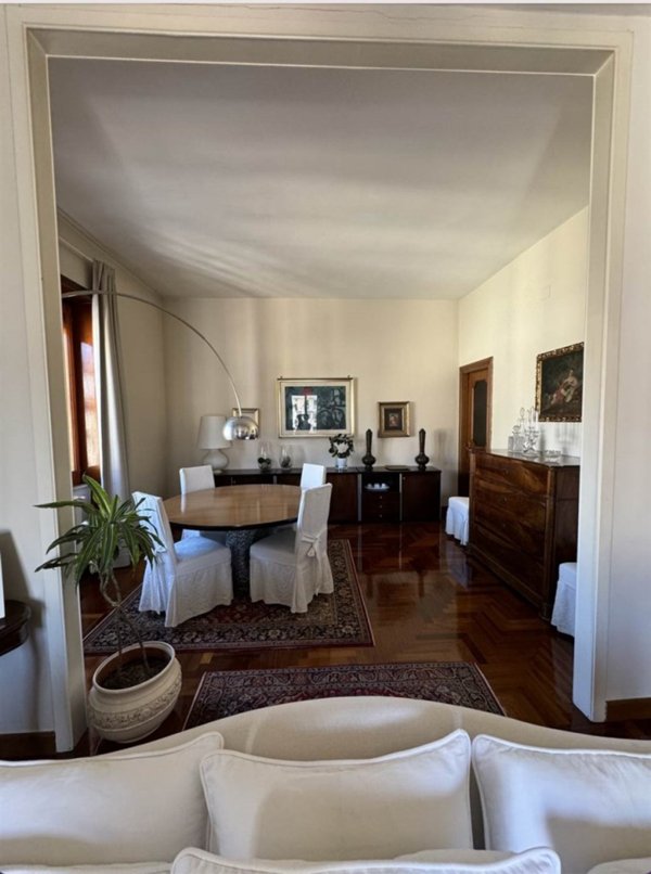 appartamento in vendita a Salerno in zona Centro Città