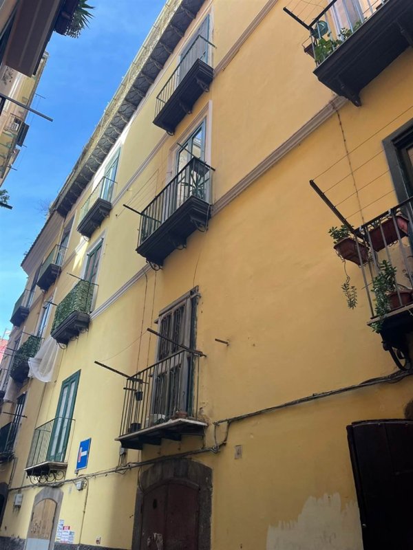 appartamento in vendita a Salerno in zona Centro Città