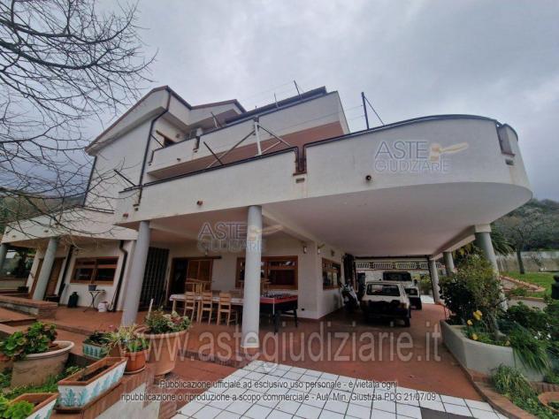 casa indipendente in vendita a Salerno