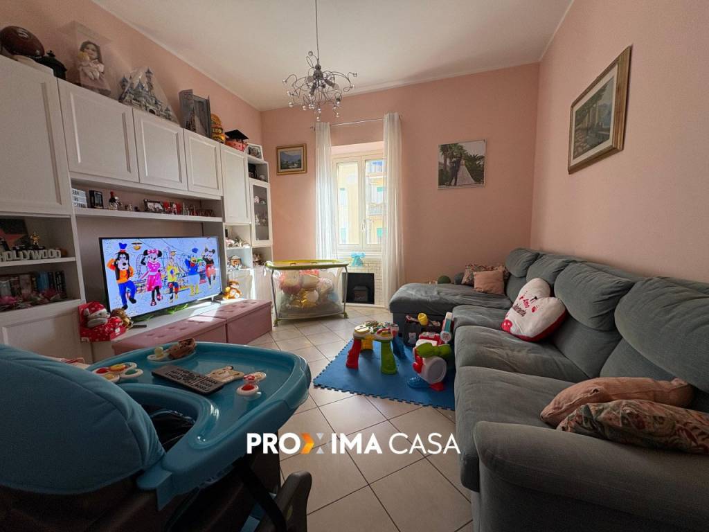 appartamento in vendita a Salerno in zona Torrione