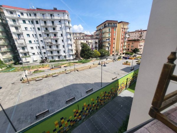 appartamento in vendita a Salerno in zona Centro Città