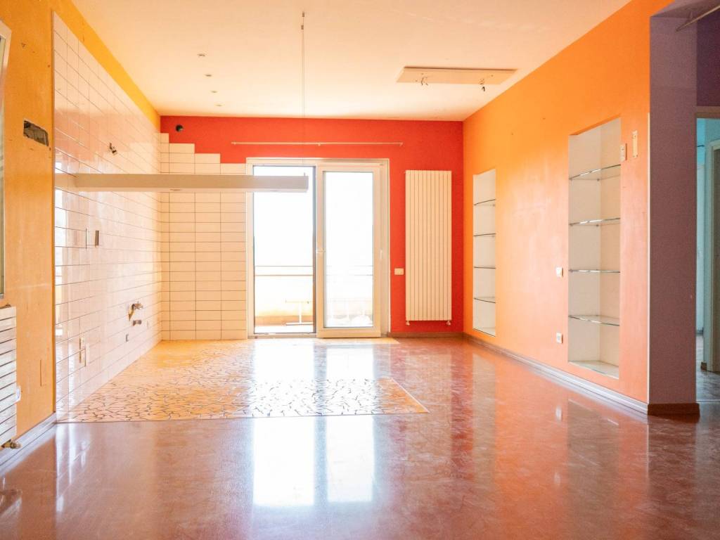 appartamento in vendita a Salerno in zona Irno