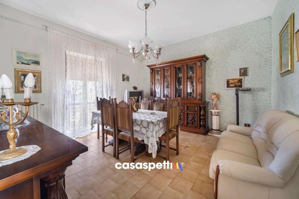 appartamento in vendita a Salerno in zona Mariconda
