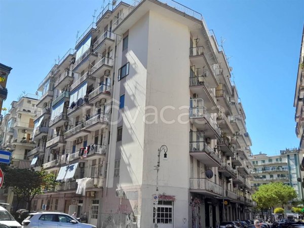 appartamento in vendita a Salerno in zona Pastena