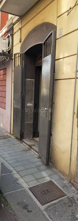 negozio in vendita a Salerno in zona Matierno
