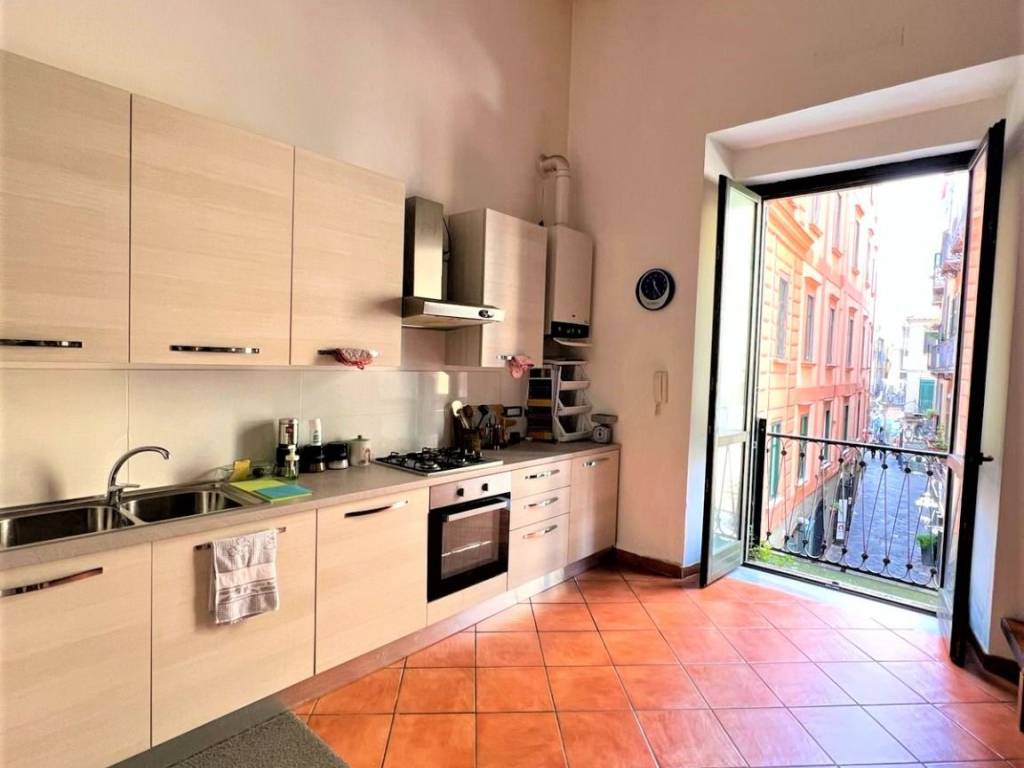 appartamento in vendita a Salerno in zona Centro Città