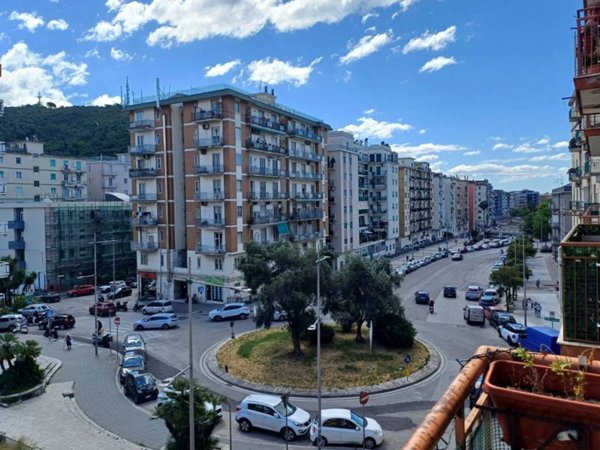 appartamento in vendita a Salerno in zona Irno