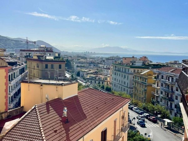 appartamento in vendita a Salerno in zona Centro Città