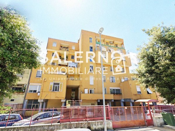 appartamento in vendita a Salerno in zona Torrione