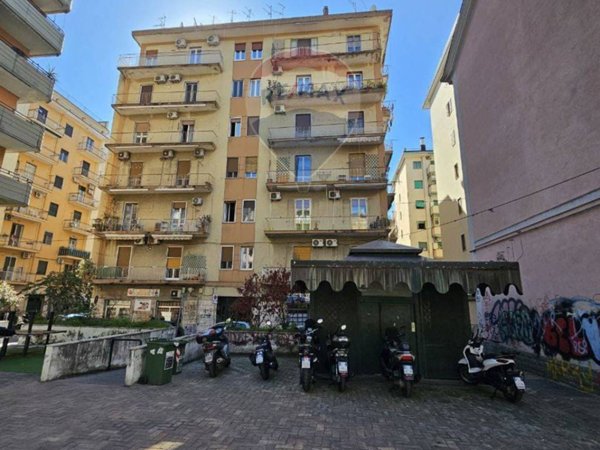 appartamento in vendita a Salerno in zona Torrione