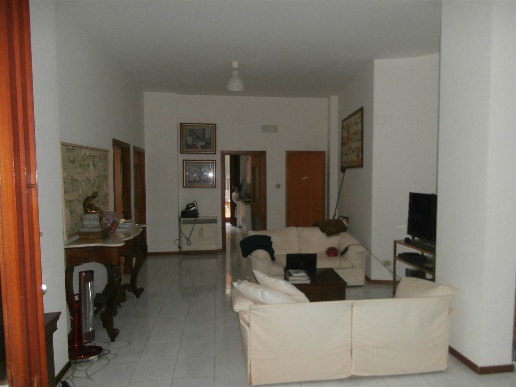 appartamento in vendita a Salerno in zona Centro Città