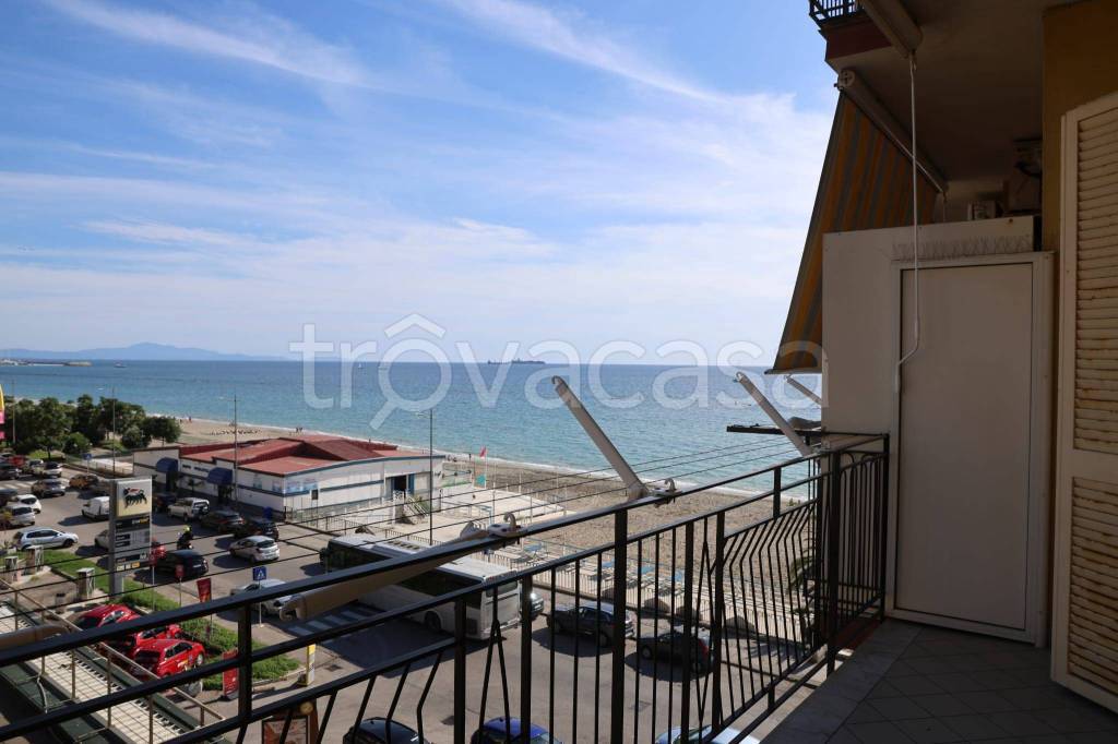 appartamento in vendita a Salerno in zona Mercatello
