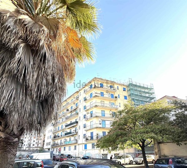 appartamento in vendita a Salerno in zona Mercatello