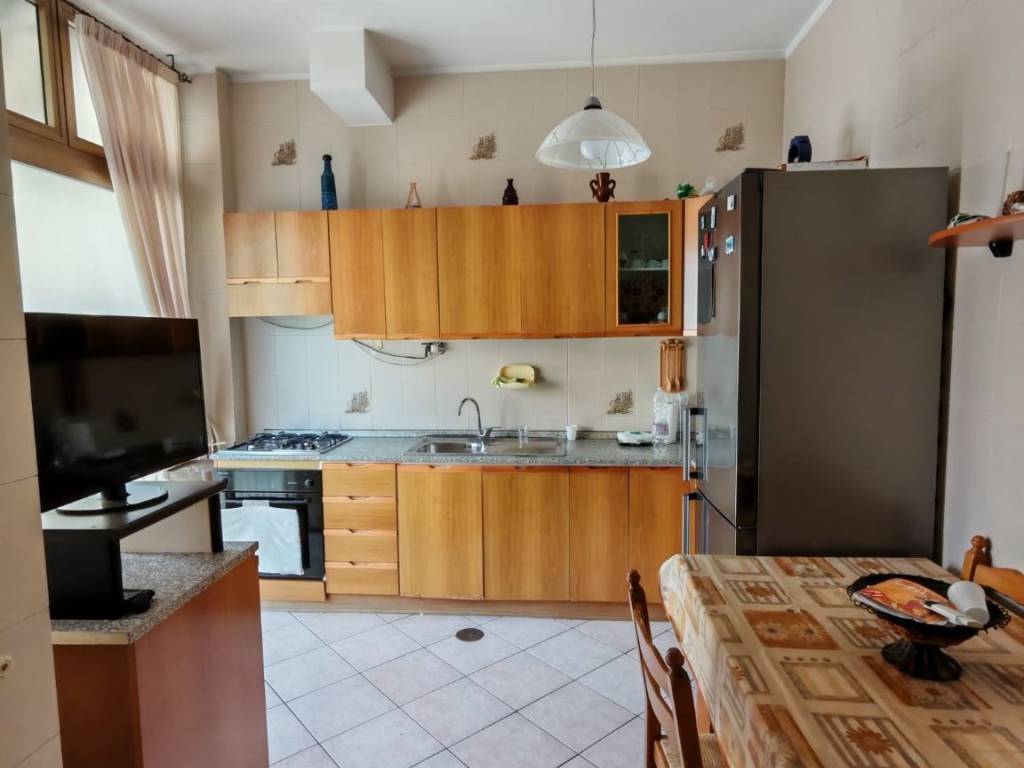 appartamento in vendita a Salerno in zona Pastena