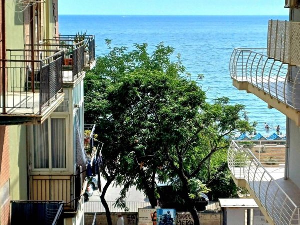 appartamento in vendita a Salerno in zona Pastena