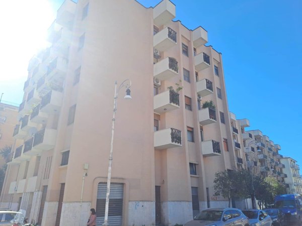 appartamento in vendita a Salerno in zona Pastena