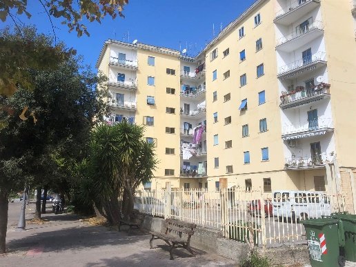appartamento in vendita a Salerno in zona Pastena