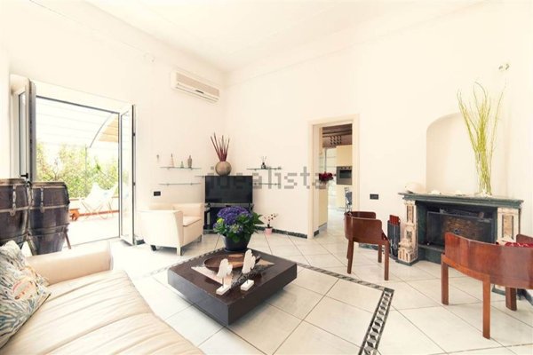 appartamento in vendita a Salerno in zona Centro Città