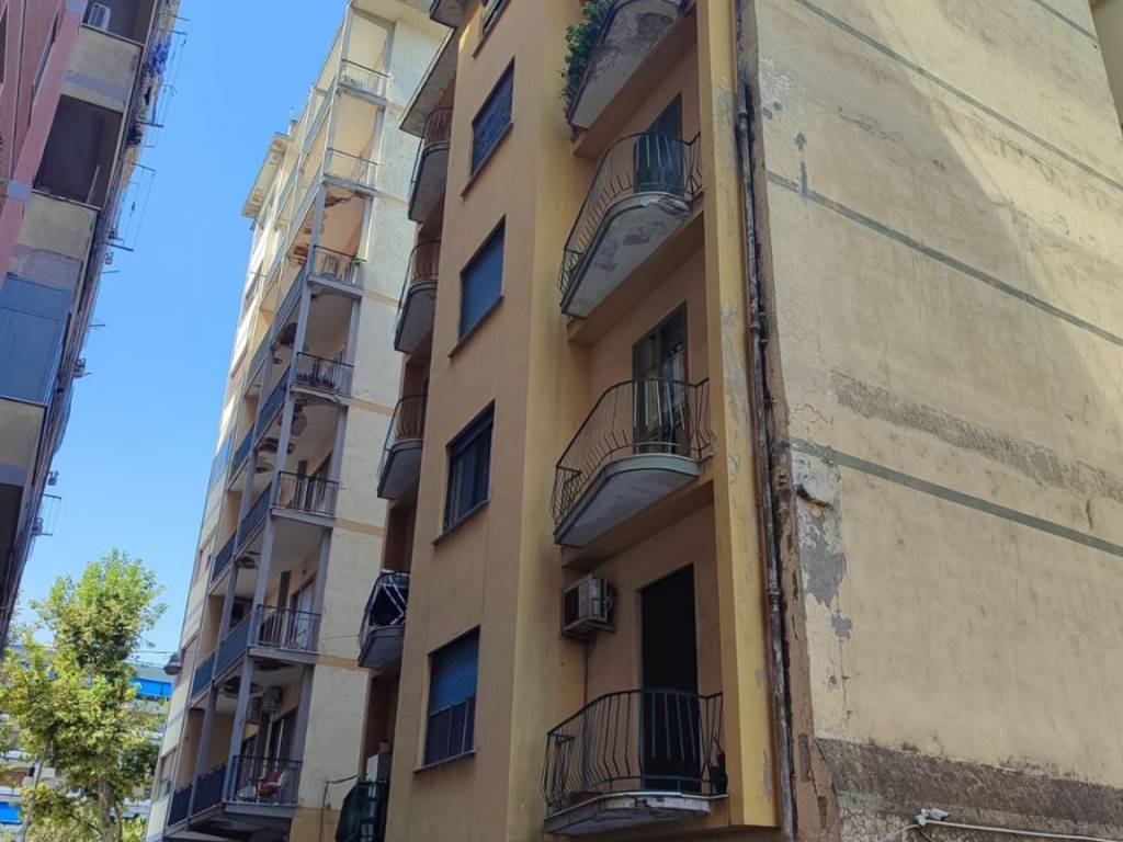appartamento in vendita a Salerno in zona Centro Città
