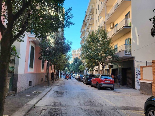 appartamento in vendita a Salerno in zona Centro Città