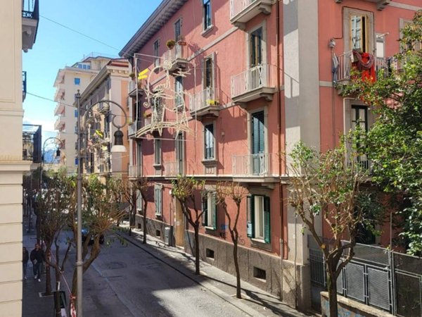 appartamento in vendita a Salerno in zona Centro Città