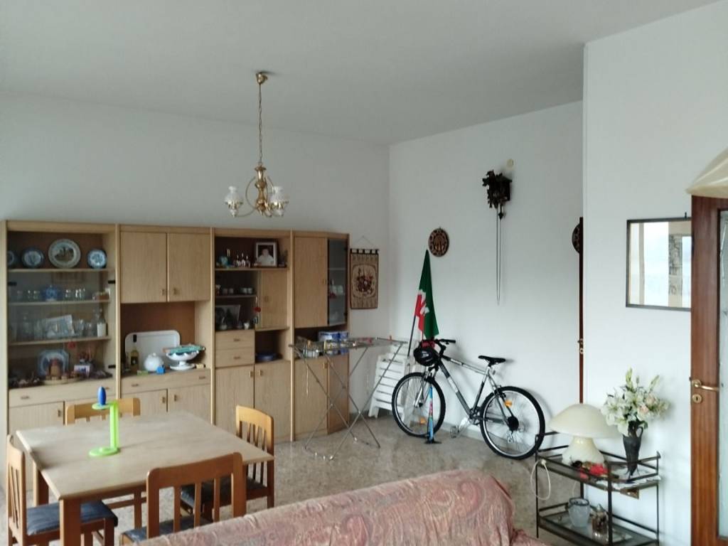 appartamento in vendita a Salerno in zona Centro Città