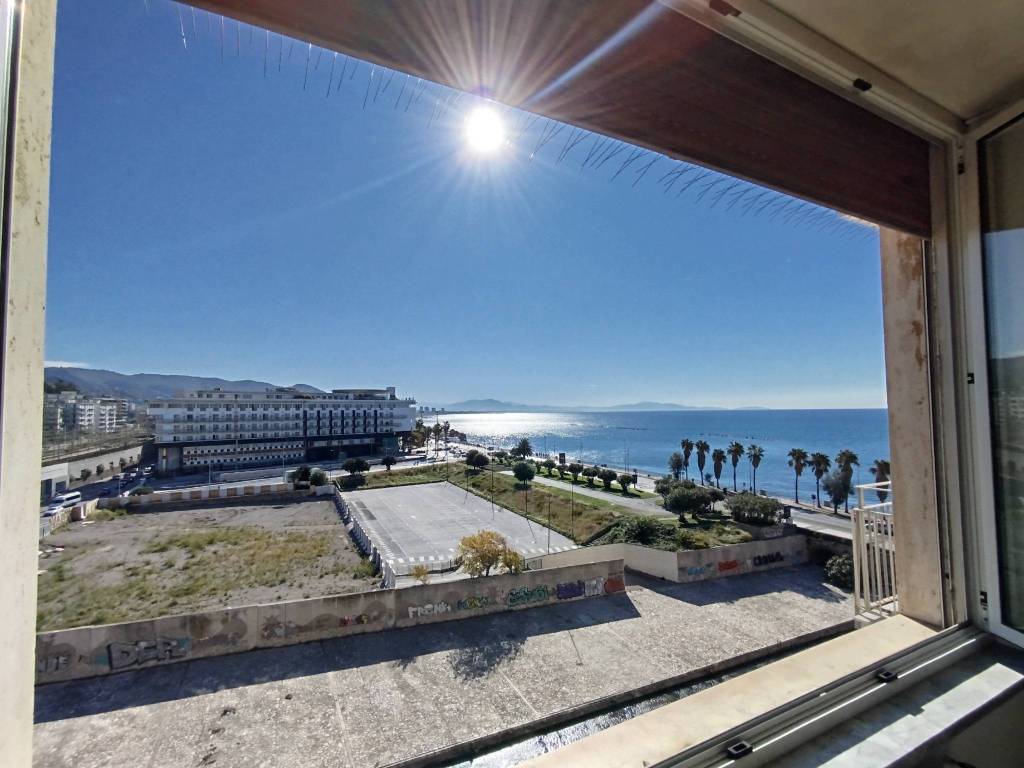 appartamento in vendita a Salerno in zona Centro Città