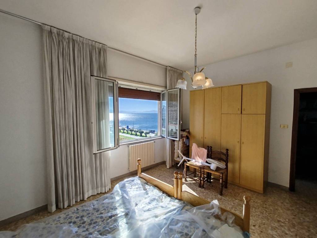 appartamento in vendita a Salerno in zona Centro Città