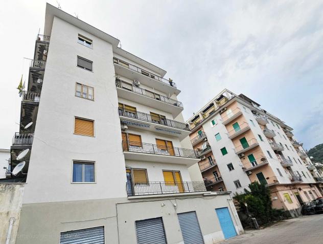 appartamento in vendita a Salerno in zona Torrione