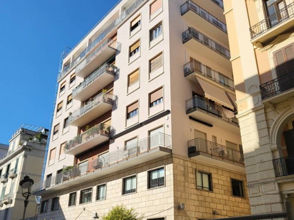 appartamento in vendita a Salerno in zona Centro Città