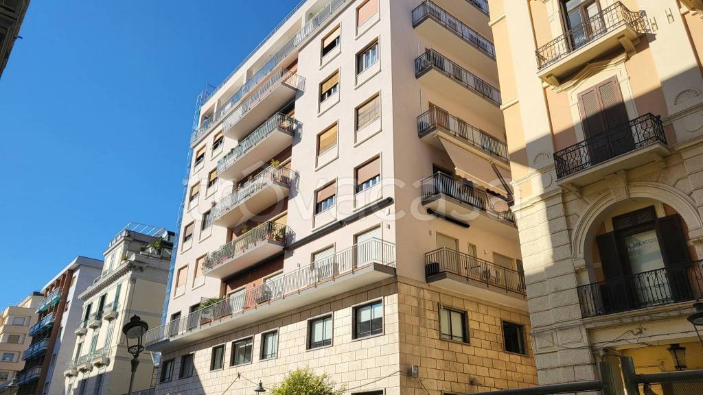 appartamento in vendita a Salerno in zona Centro Città