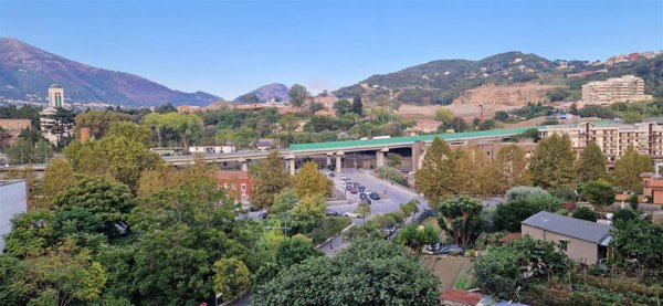 appartamento in vendita a Salerno in zona Centro Città