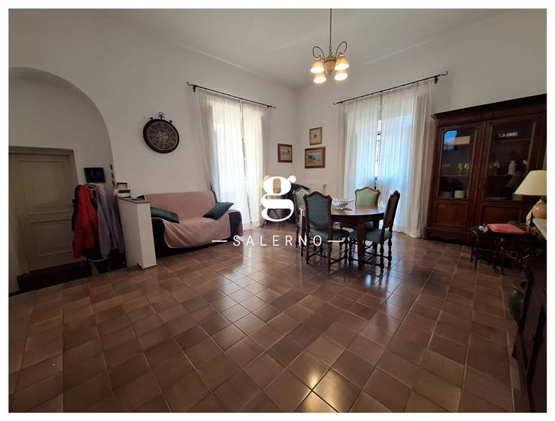 appartamento in vendita a Salerno in zona Centro Città
