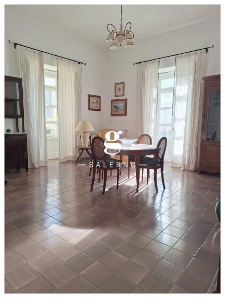 appartamento in vendita a Salerno in zona Centro Città