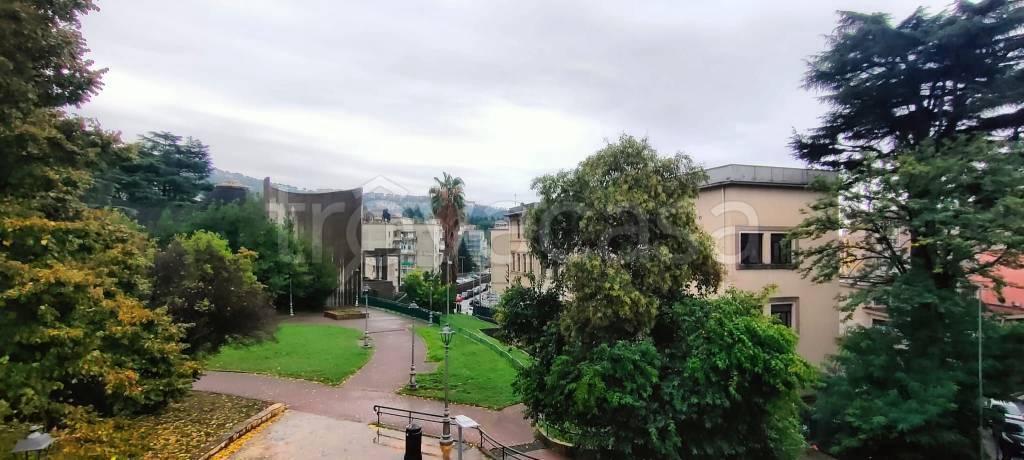 appartamento in vendita a Salerno in zona Matierno