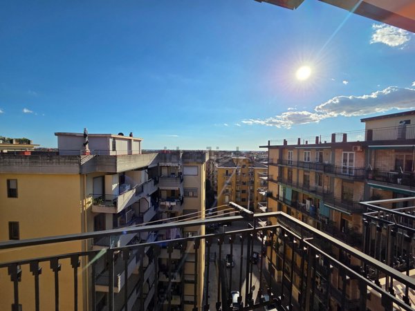 appartamento in vendita a Salerno in zona Pastena