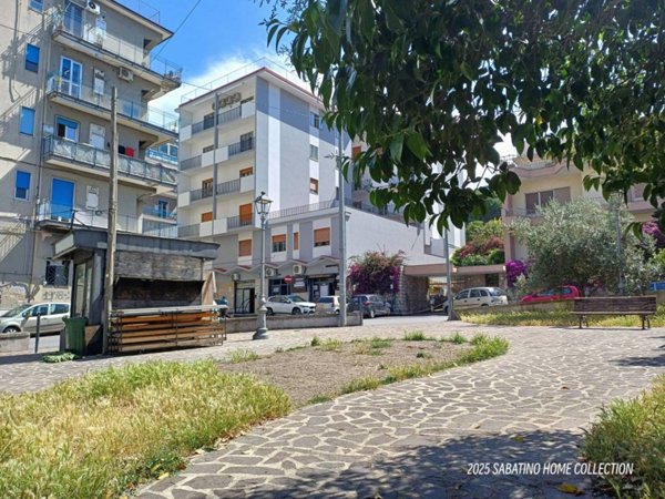 appartamento in vendita a Salerno in zona Irno