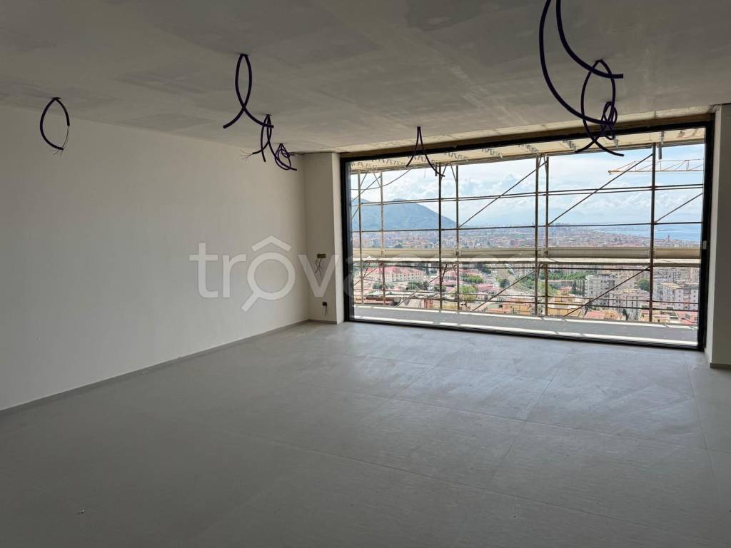 appartamento in vendita a Salerno in zona Brignano / Piezzo