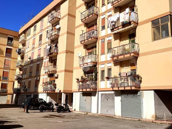 appartamento in vendita a Salerno in zona Mercatello